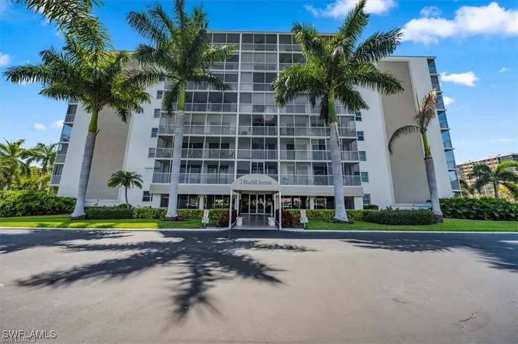 3 Bluebill Avenue Naples FL 34108