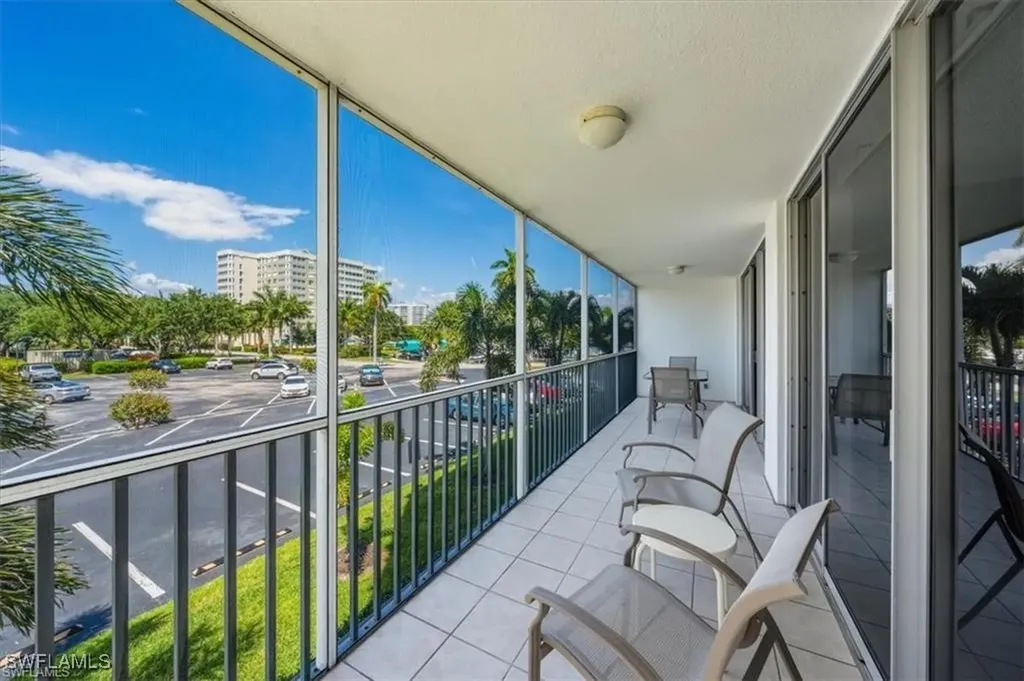 3 Bluebill Avenue Naples FL 34108