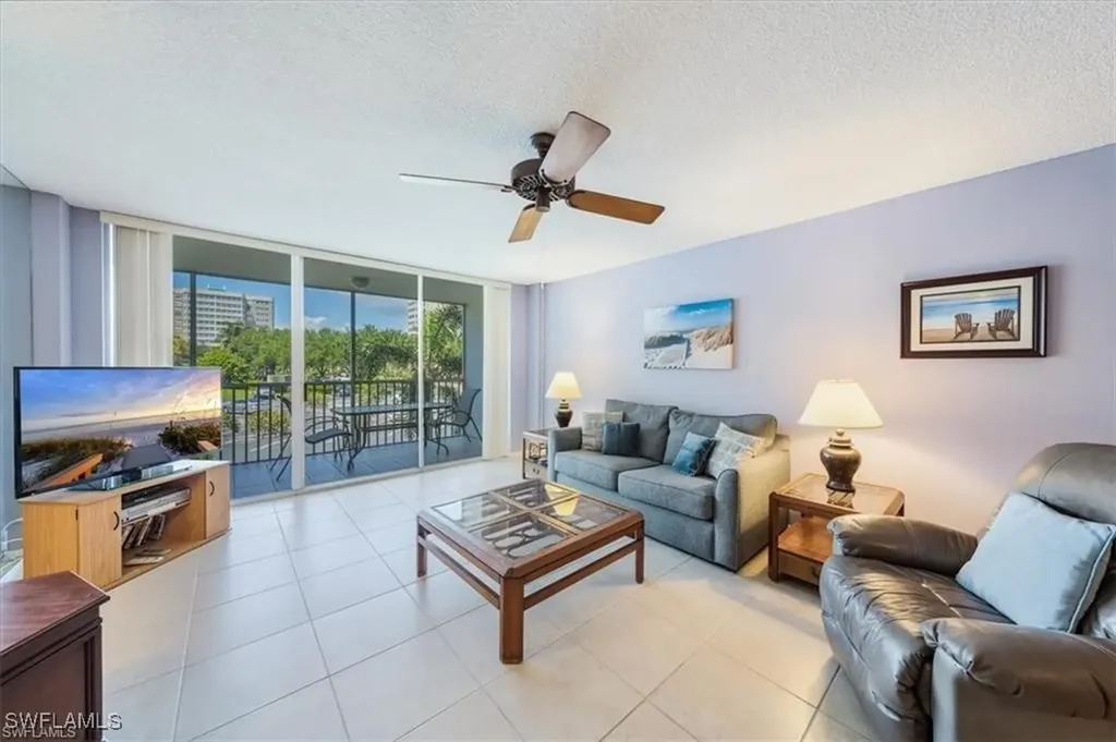 3 Bluebill Avenue Naples FL 34108