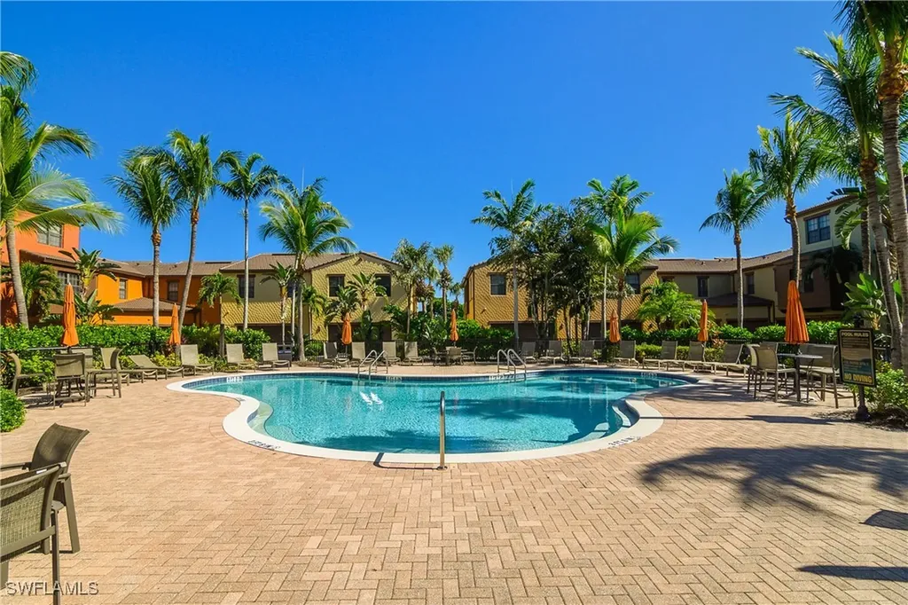 9107 Capistrano Street S Naples FL 34113