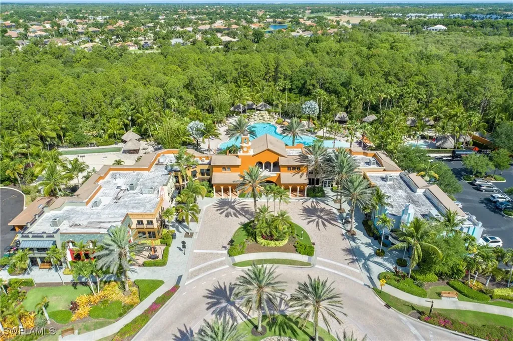 9107 Capistrano Street S Naples FL 34113