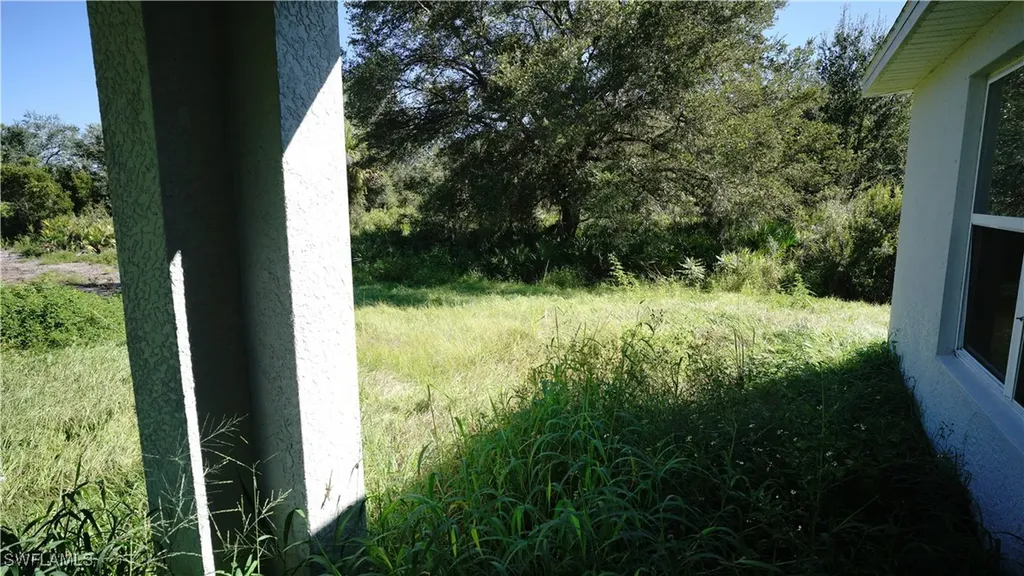 666 Vanola Court Lehigh Acres FL 33972