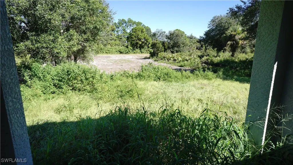 666 Vanola Court Lehigh Acres FL 33972