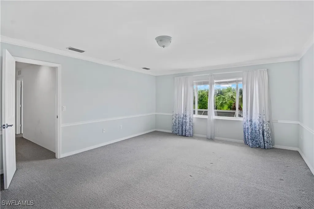 2133 Fairmont Lane Naples FL 34120