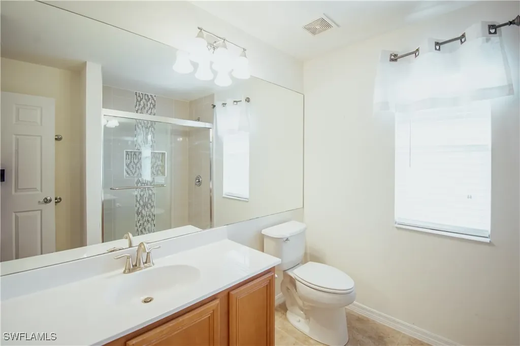 2133 Fairmont Lane Naples FL 34120