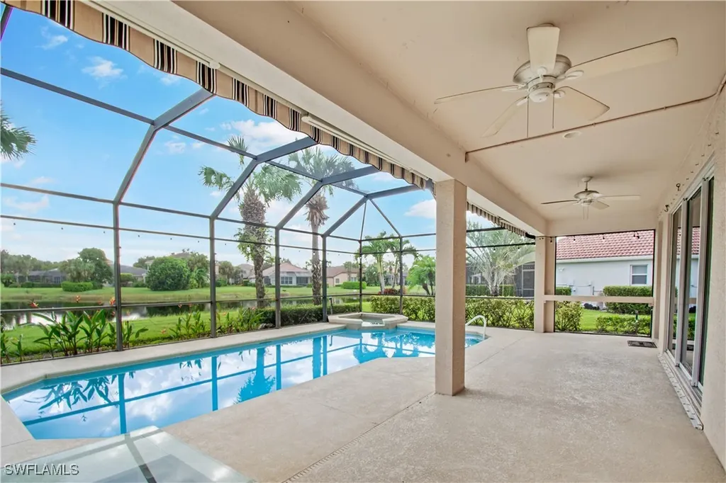 2133 Fairmont Lane Naples FL 34120