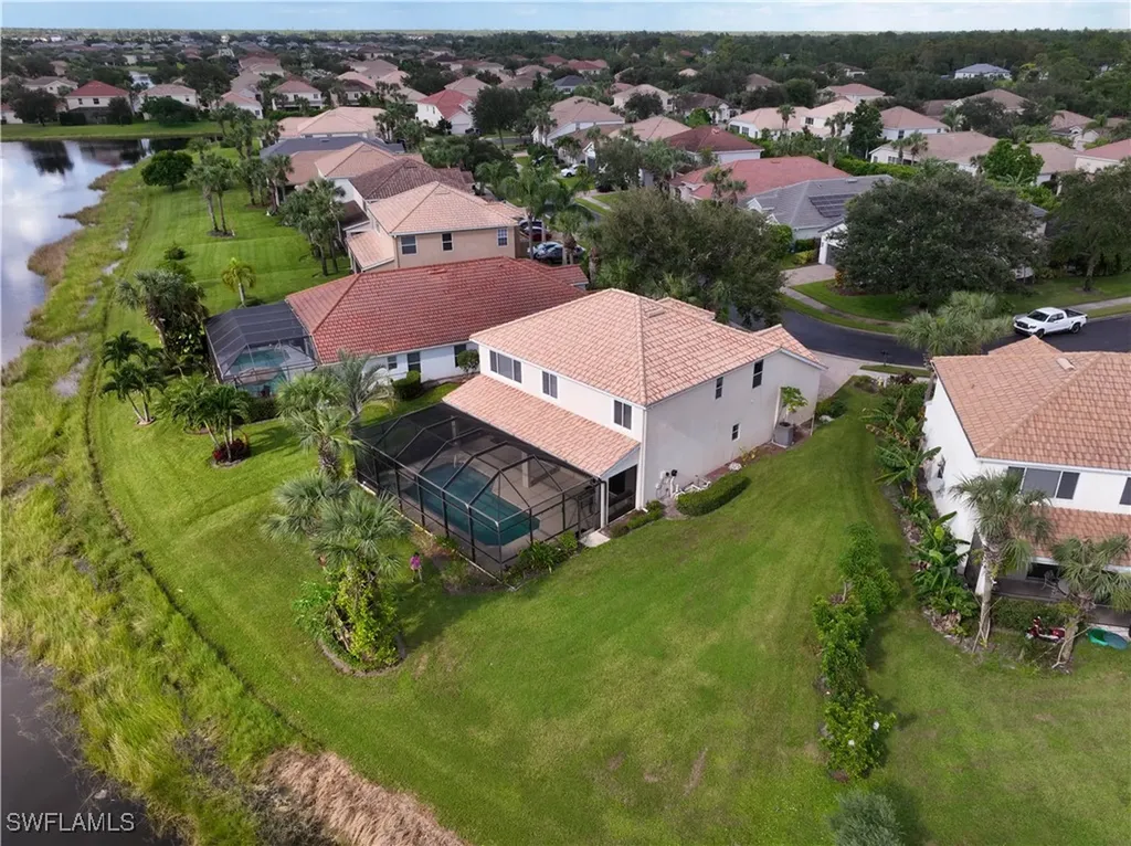 2133 Fairmont Lane Naples FL 34120