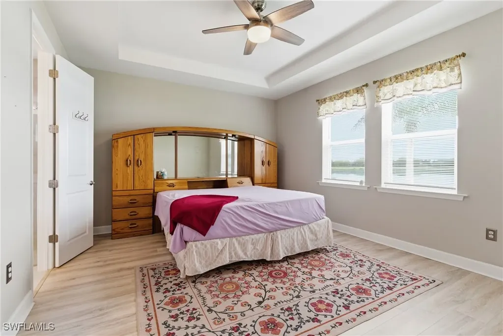 2055 Grove Drive Naples FL 34120