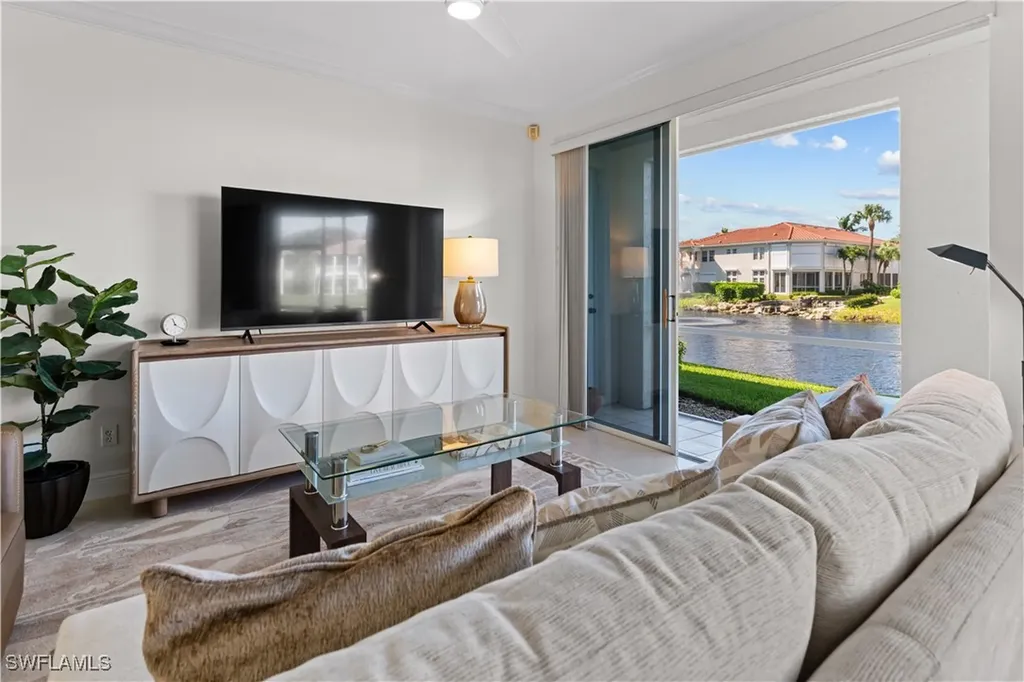 800 L Ambiance Circle Naples FL 34108
