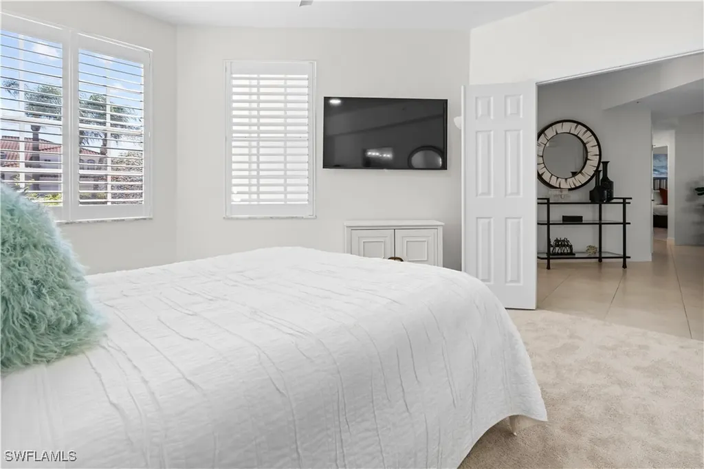 800 L Ambiance Circle Naples FL 34108