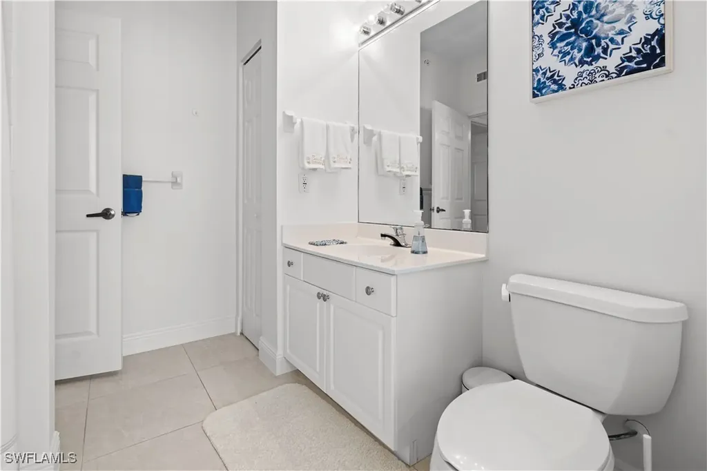 800 L Ambiance Circle Naples FL 34108