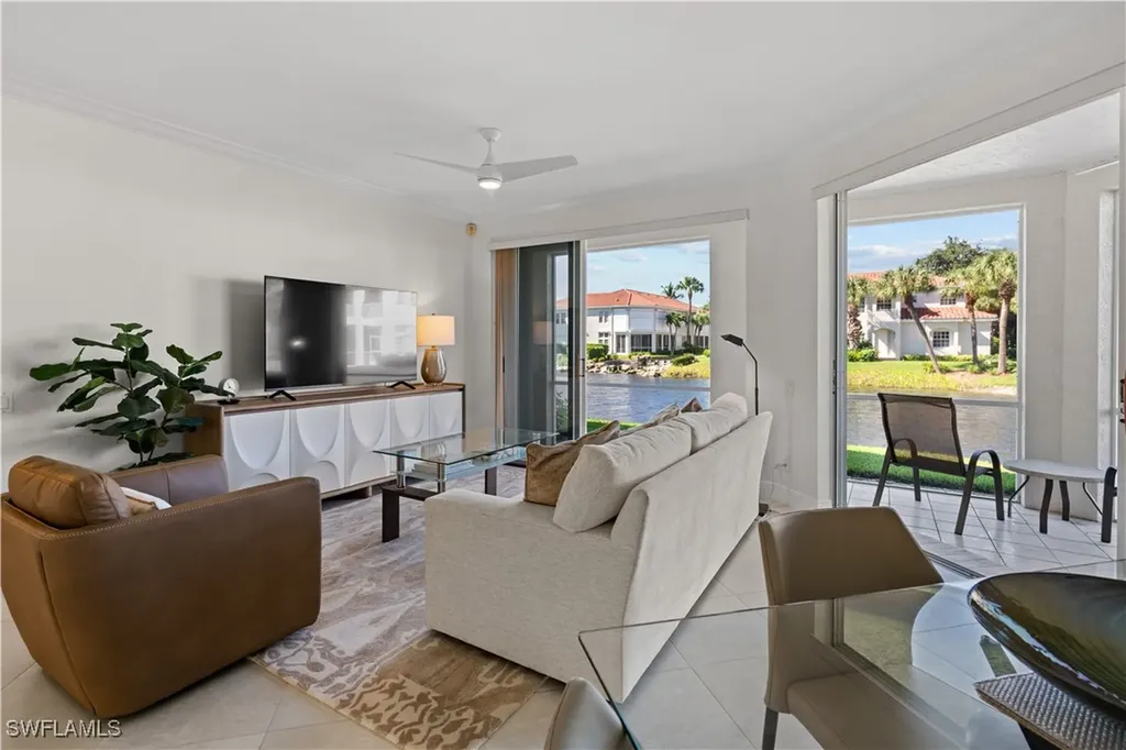 800 L Ambiance Circle Naples FL 34108