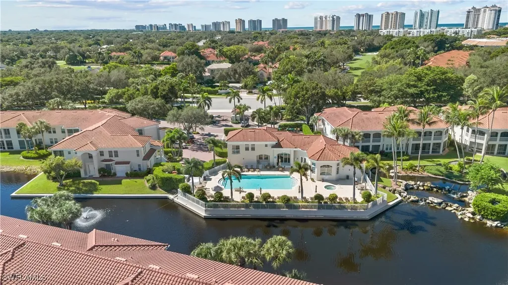 800 L Ambiance Circle Naples FL 34108