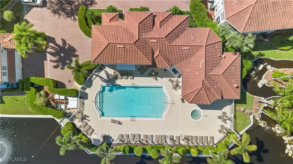 800 L Ambiance Circle Naples FL 34108