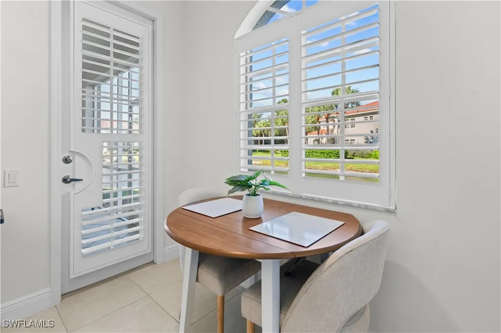 800 L Ambiance Circle Naples FL 34108