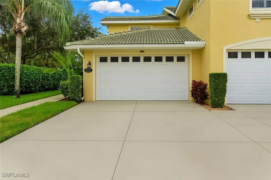 8390 Big Acorn Circle Naples FL 34119