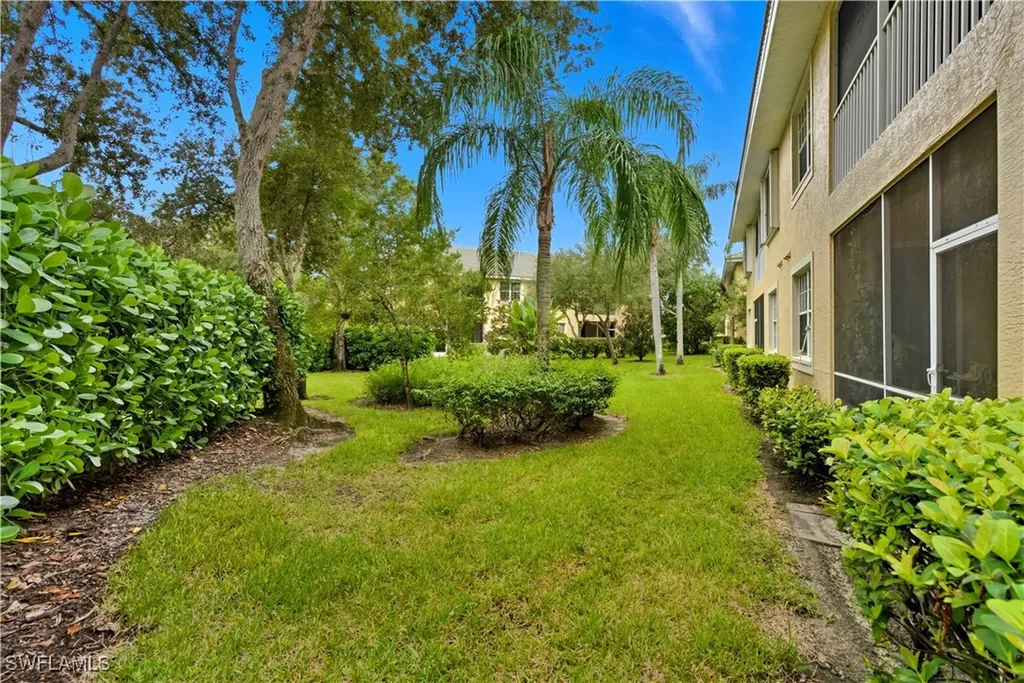 8390 Big Acorn Circle Naples FL 34119