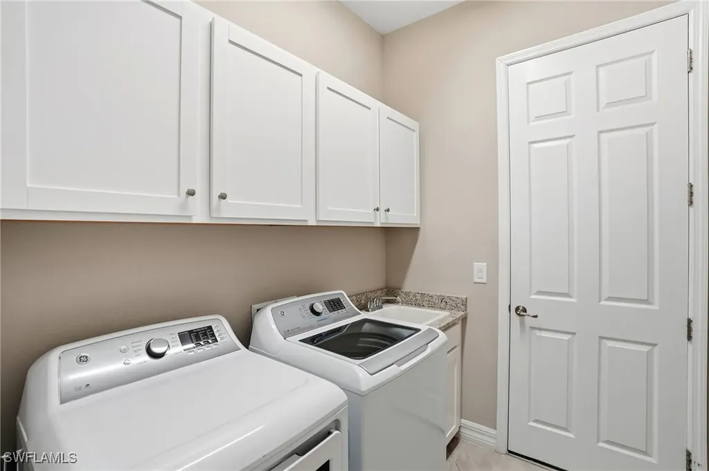 28076 Foxrock Court Bonita Springs FL 34135