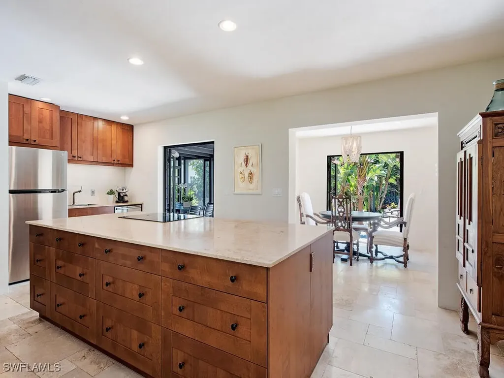 1200 9th Avenue N Naples FL 34102