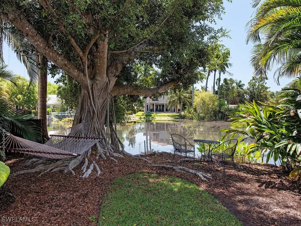 1200 9th Avenue N Naples FL 34102