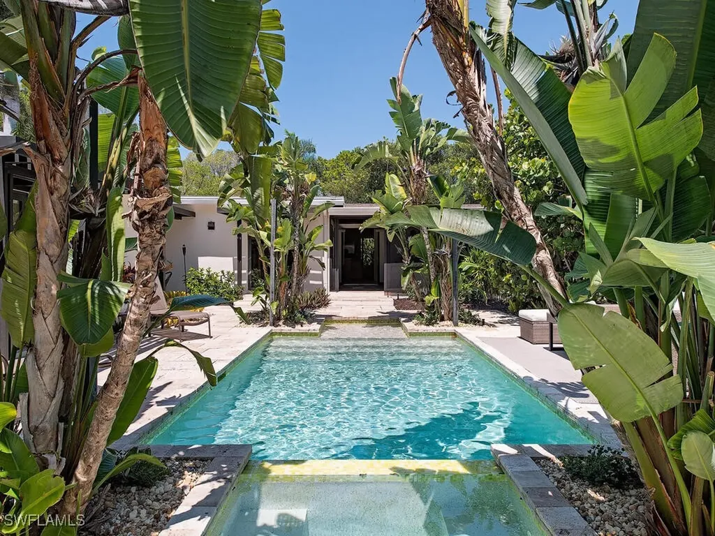 1200 9th Avenue N Naples FL 34102