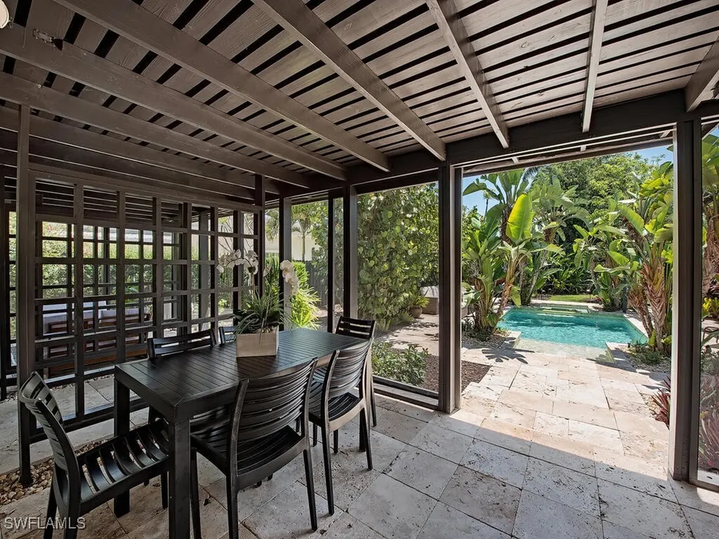 1200 9th Avenue N Naples FL 34102