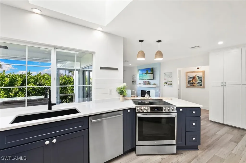 101 San Salvador Street Naples FL 34113