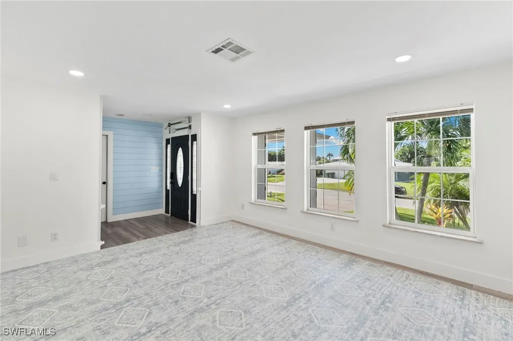 101 San Salvador Street Naples FL 34113