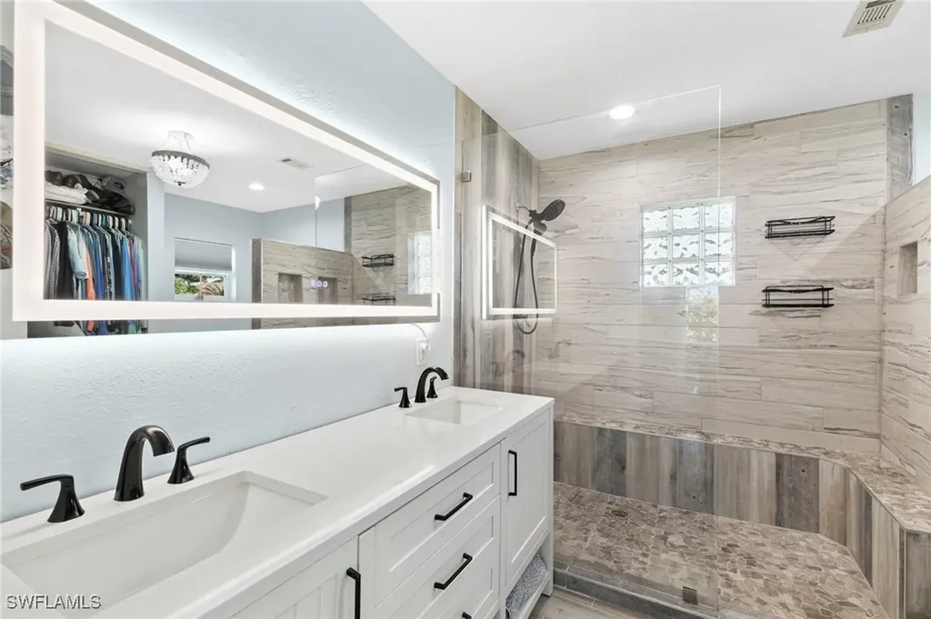 101 San Salvador Street Naples FL 34113