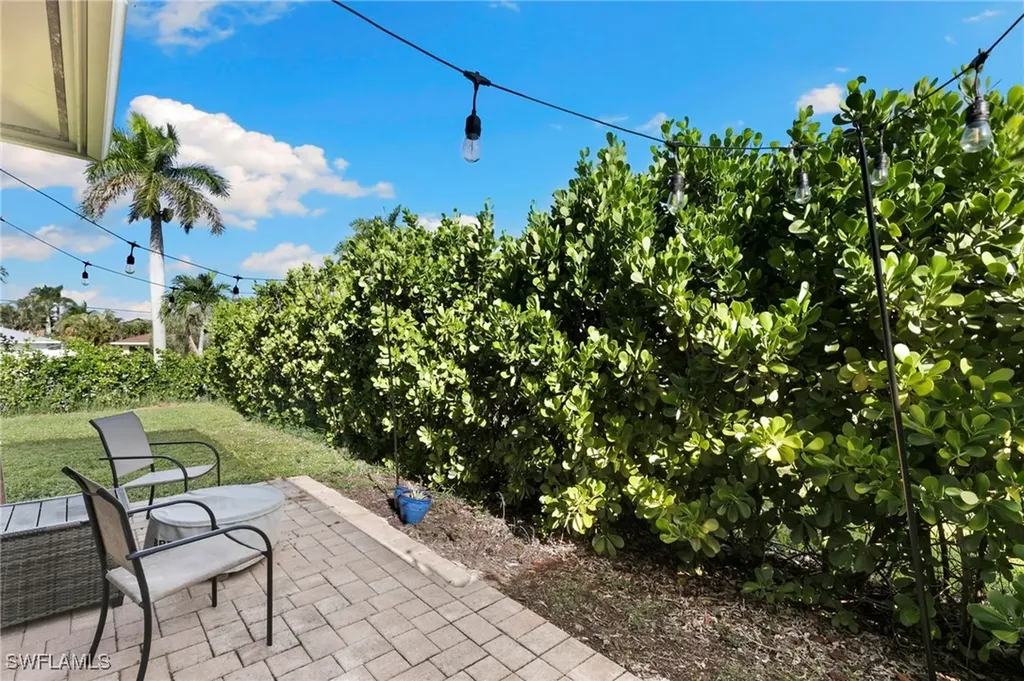 101 San Salvador Street Naples FL 34113