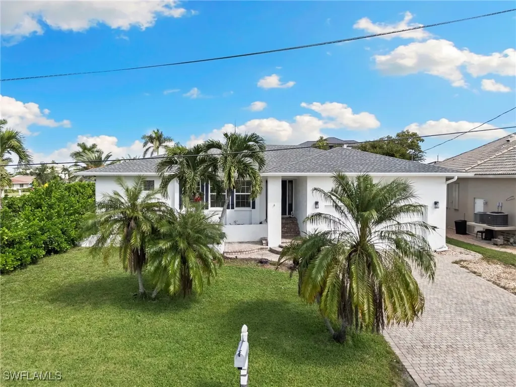 101 San Salvador Street Naples FL 34113