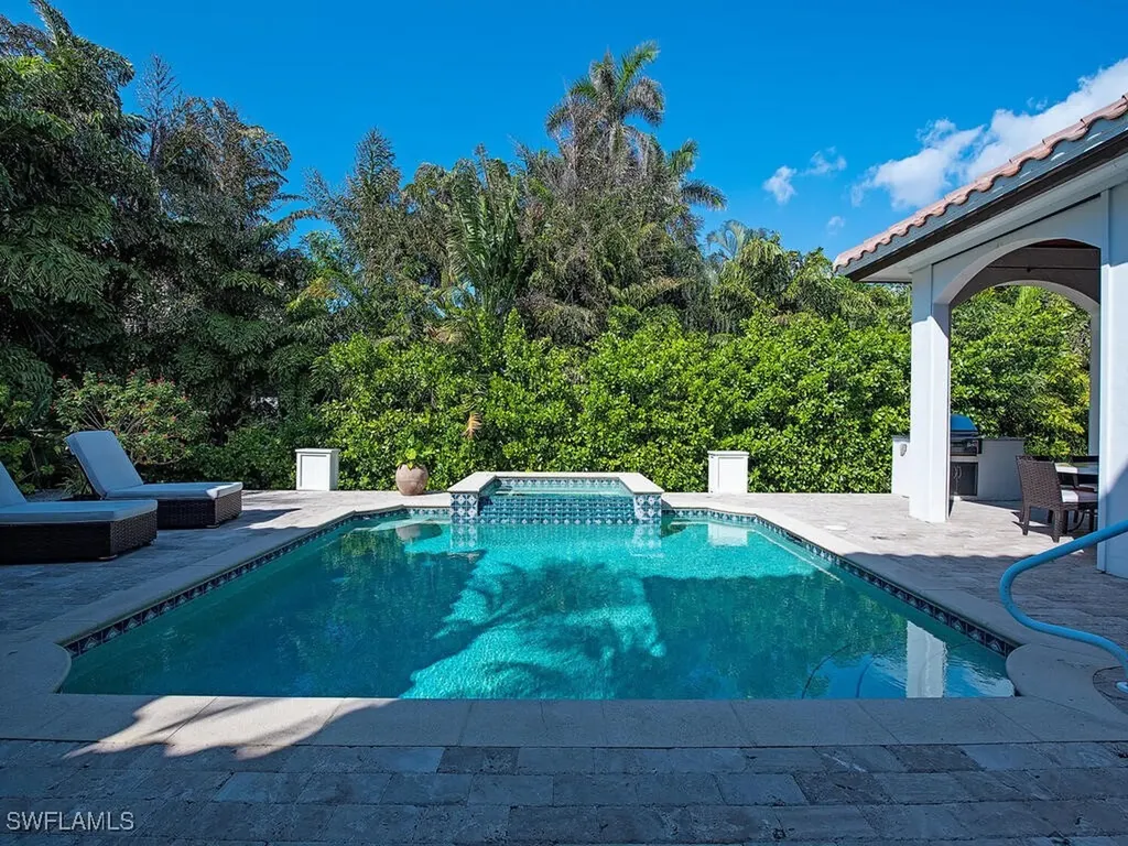 155 20th Avenue S Naples FL 34102