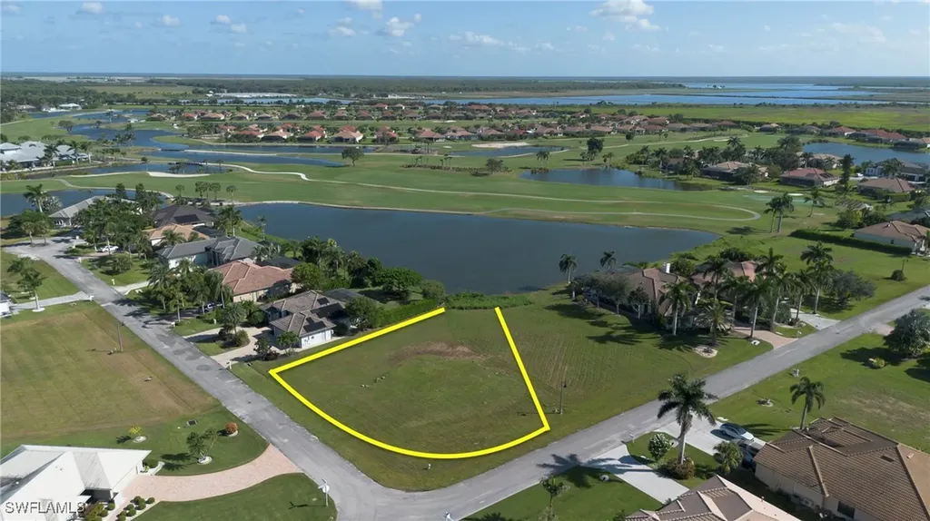 17994 Bluewater Drive Naples FL 34114