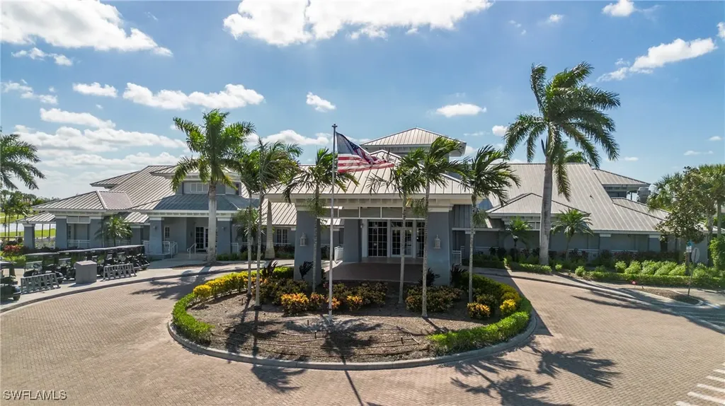 17994 Bluewater Drive Naples FL 34114