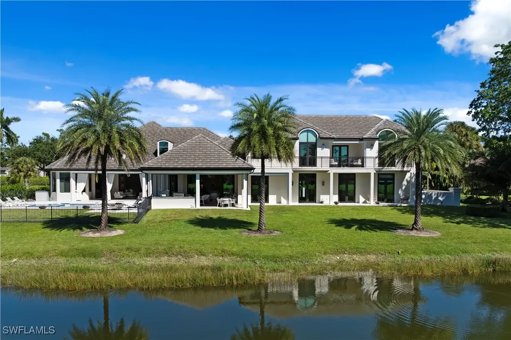 6536 Highcroft Drive Naples FL 34119