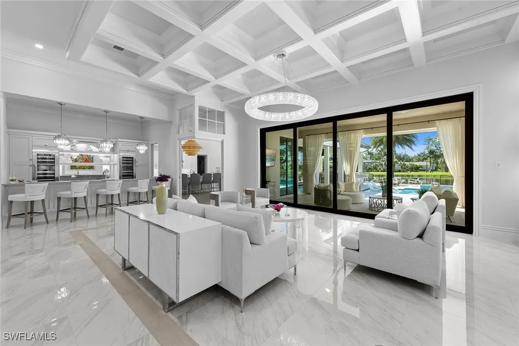 6536 Highcroft Drive Naples FL 34119