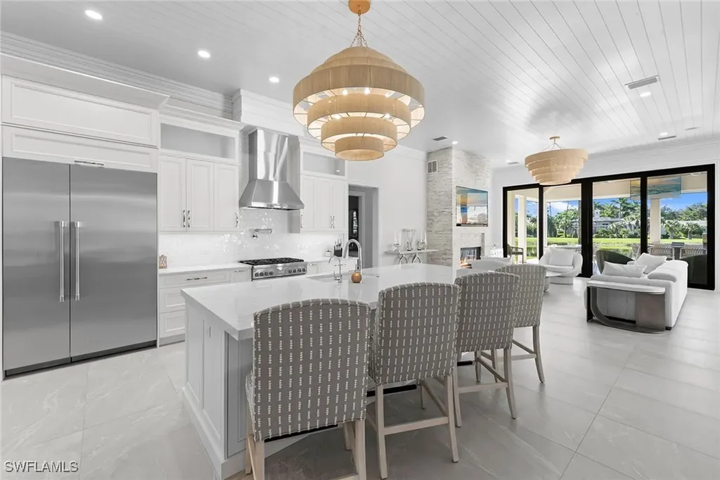 6536 Highcroft Drive Naples FL 34119