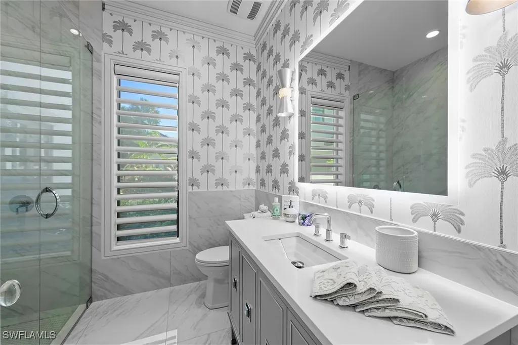 6536 Highcroft Drive Naples FL 34119