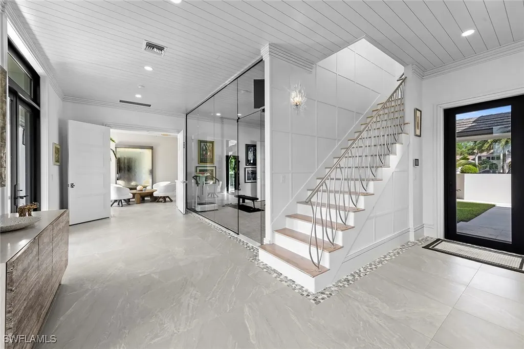 6536 Highcroft Drive Naples FL 34119