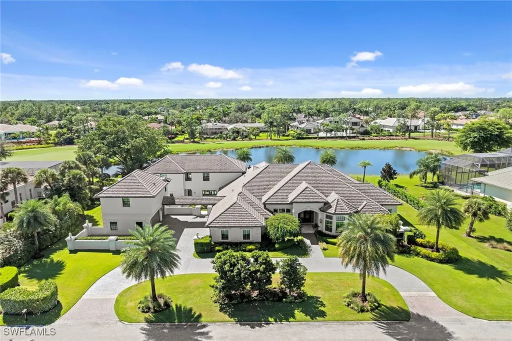 6536 Highcroft Drive Naples FL 34119