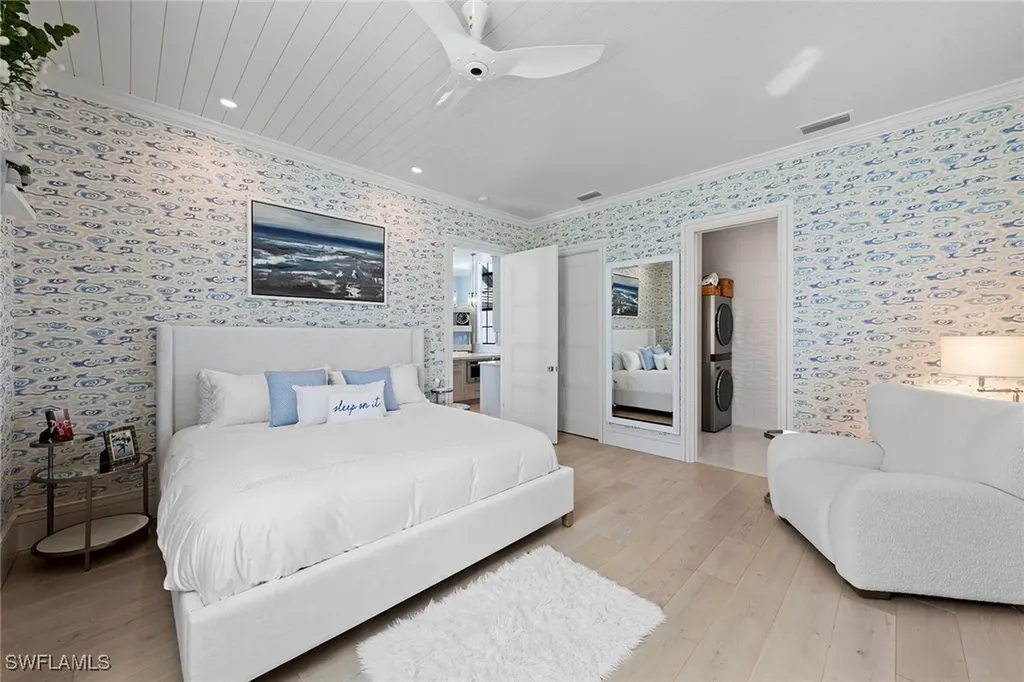 6536 Highcroft Drive Naples FL 34119