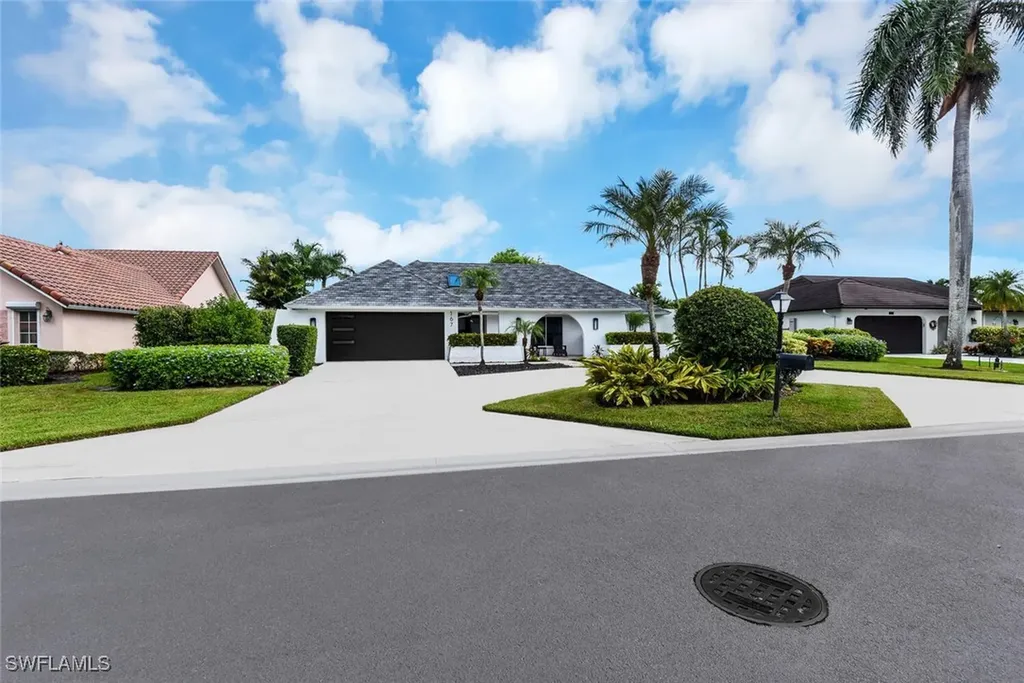 167 Torrey Pines Point Naples FL 34113