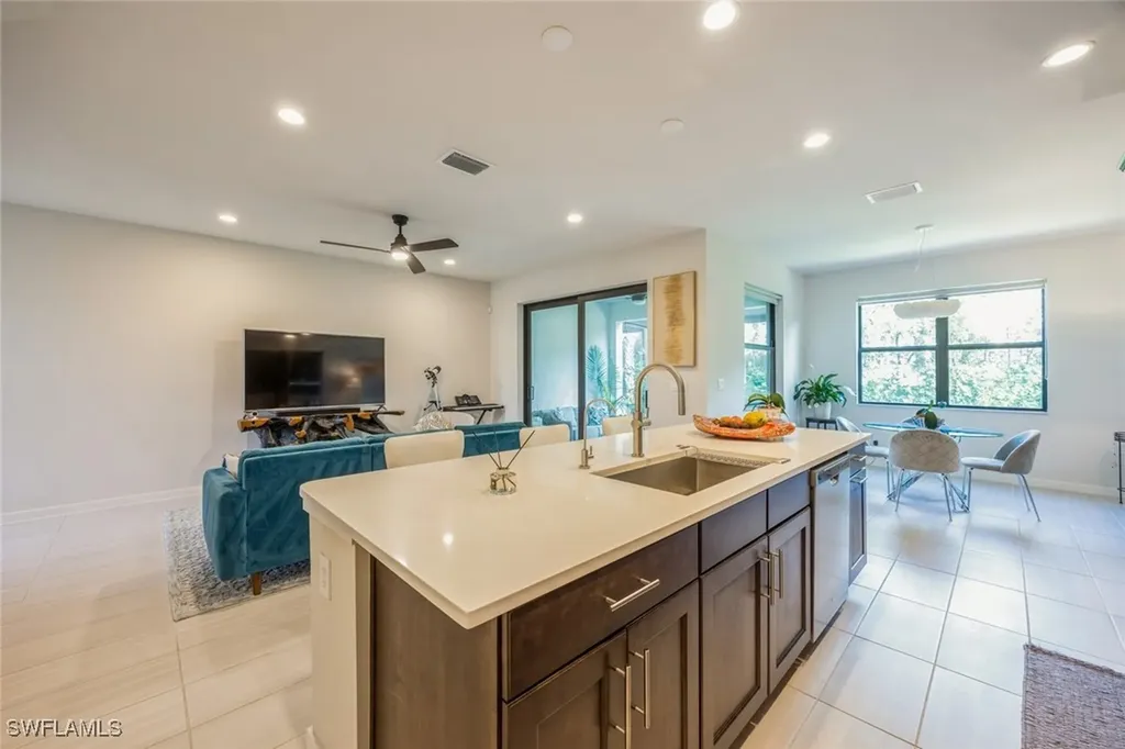 13057 Pembroke Drive Naples FL 34105