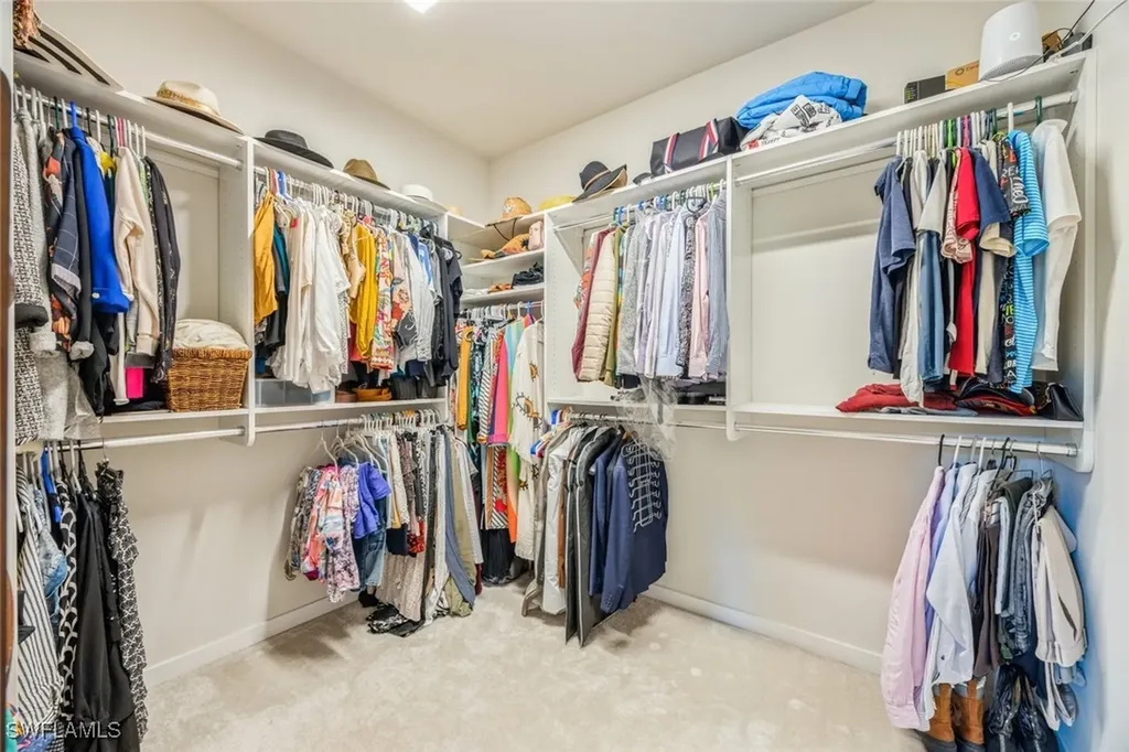 13057 Pembroke Drive Naples FL 34105