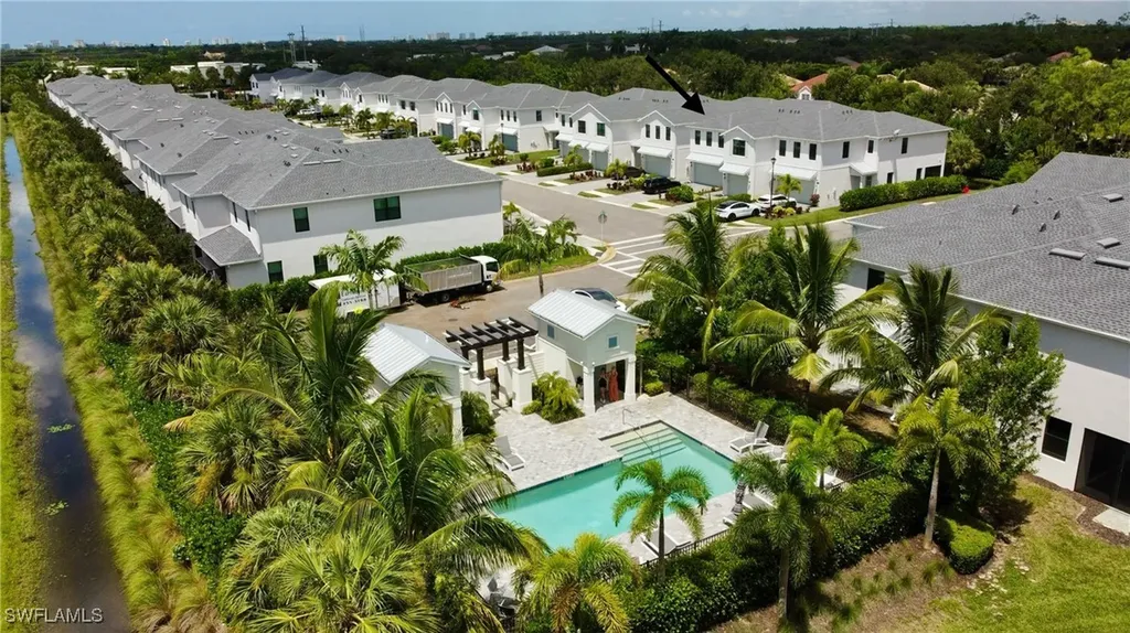 13057 Pembroke Drive Naples FL 34105