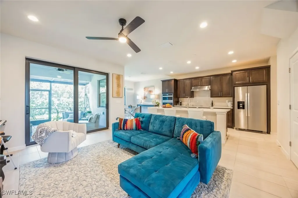 13057 Pembroke Drive Naples FL 34105