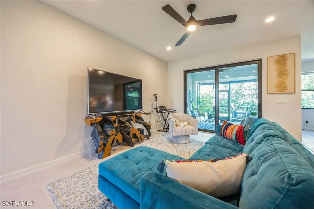 13057 Pembroke Drive Naples FL 34105