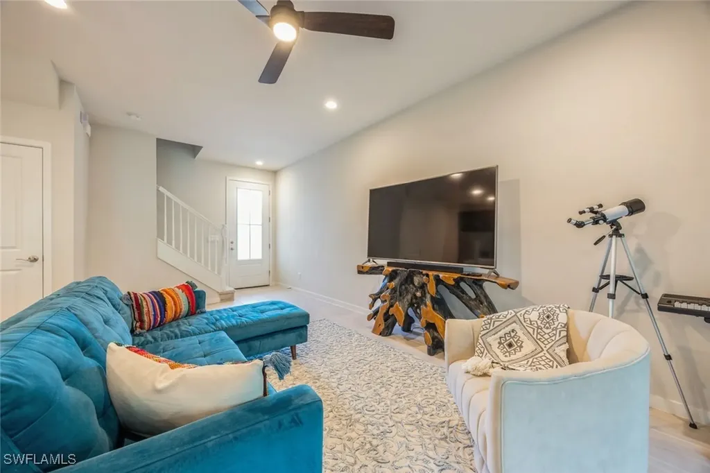 13057 Pembroke Drive Naples FL 34105