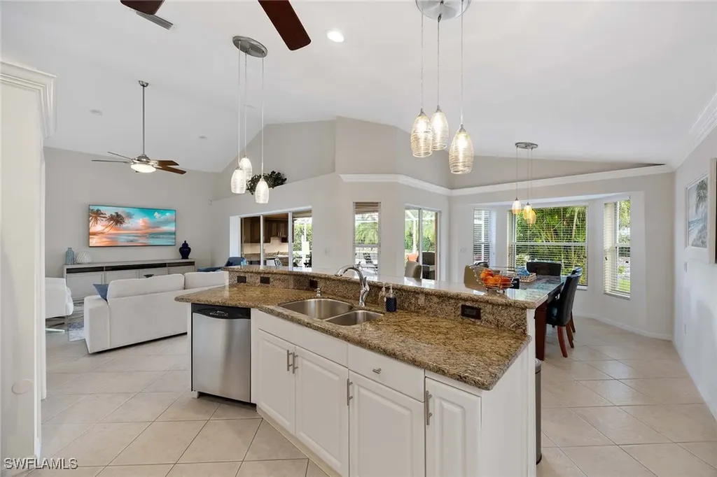 8468 Indian Wells Way Naples FL 34113