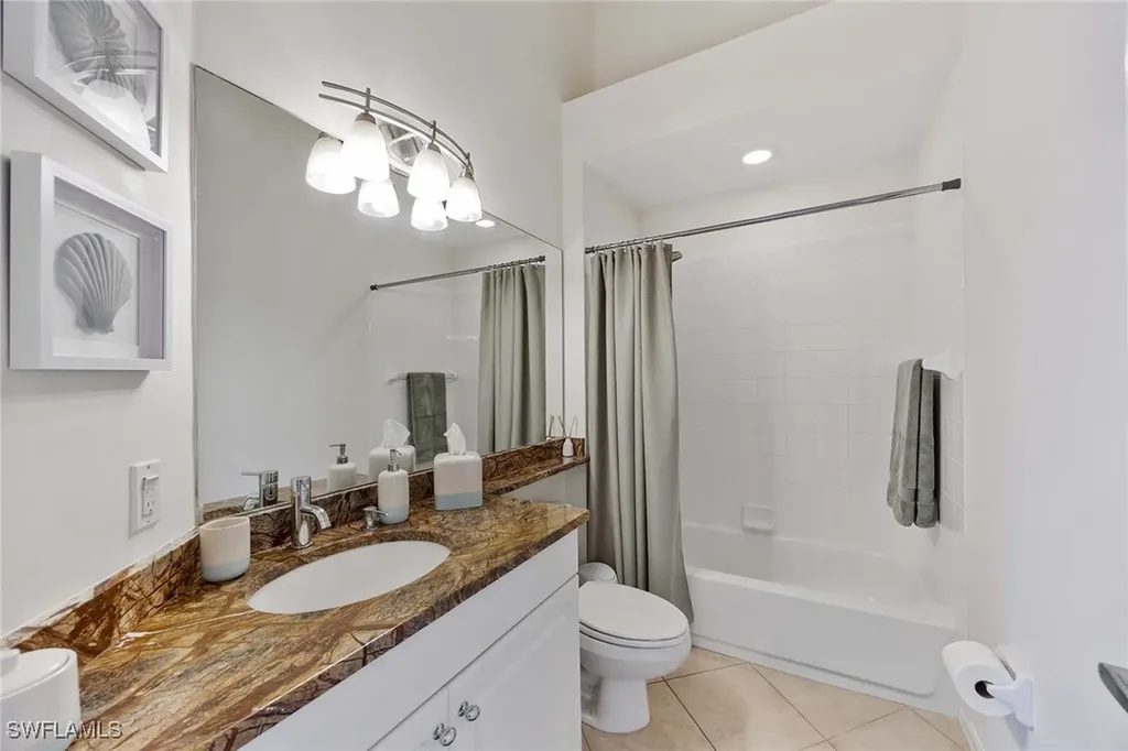 8468 Indian Wells Way Naples FL 34113